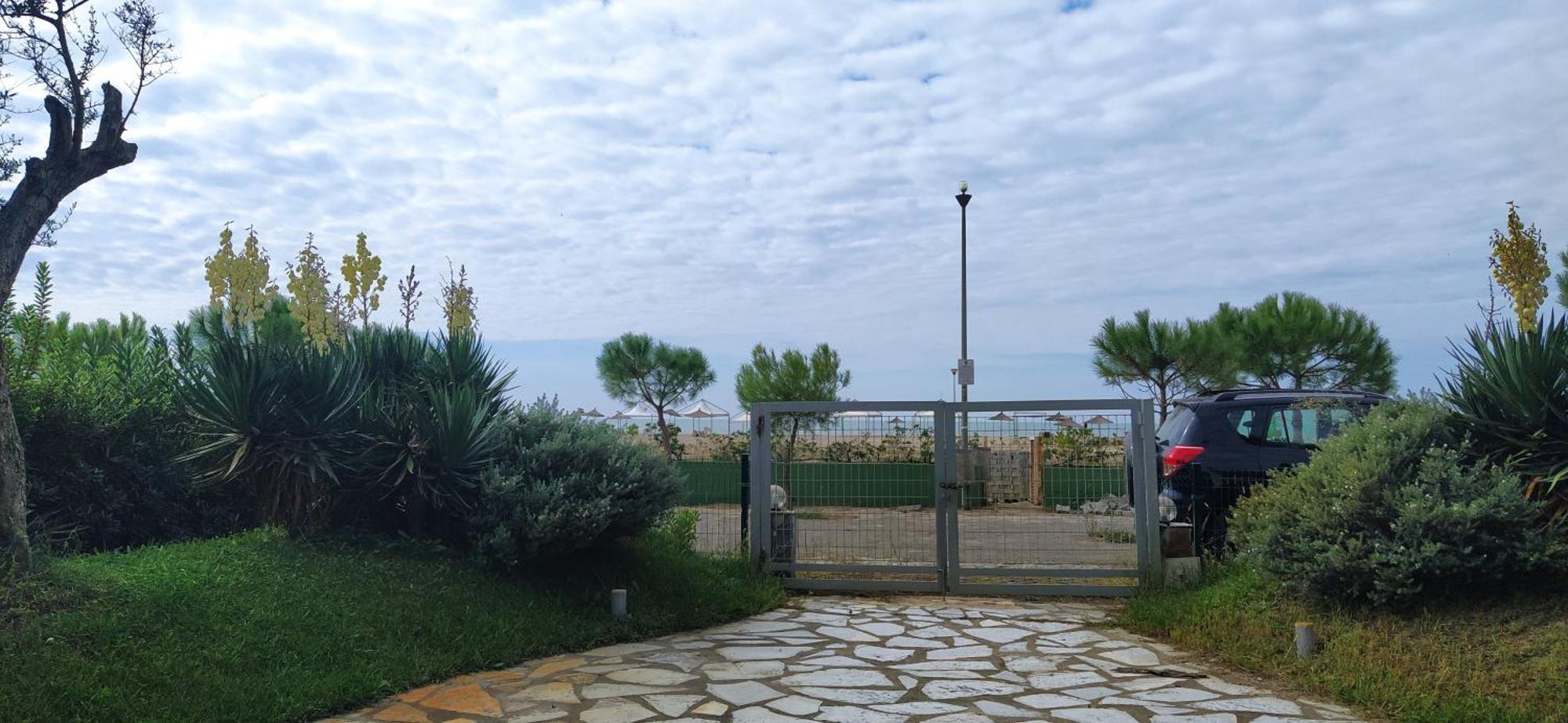 Vacation Home In Gjiri I Lalezit, Lalez, Durrës Esterno foto
